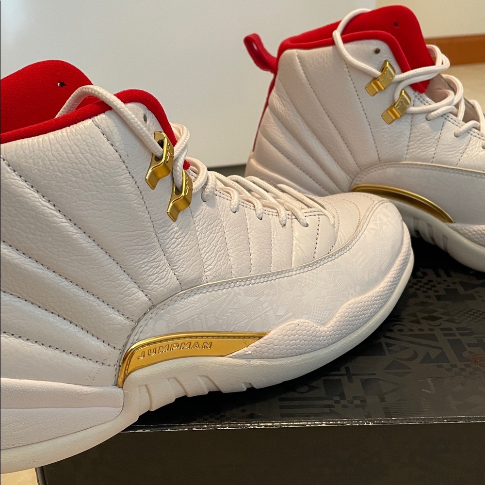 Nike Air Jordan 12 Retro men’s size 10 - Picture 15 of 16